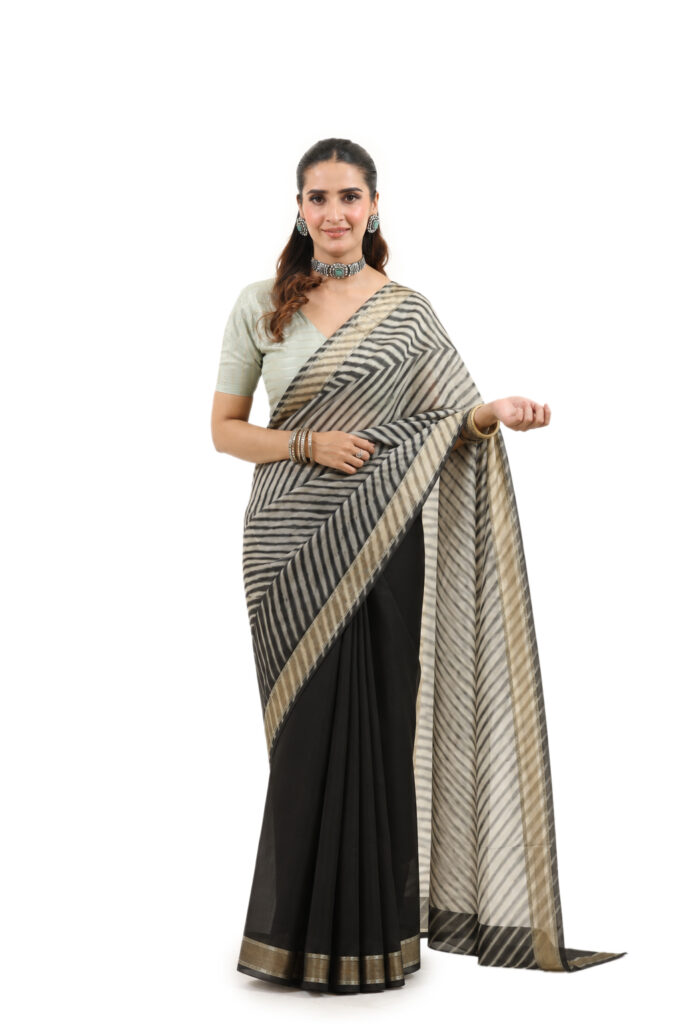 Pure Organza Arshi Crush Dye Saree - view 1